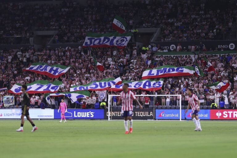 FOTO: CHIVAS